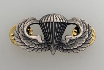 U.S. Paratroopers  qualification wings