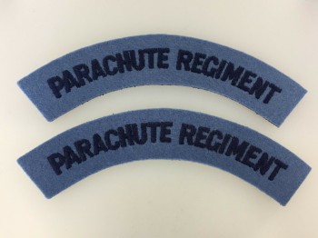 Parachute Regiment cloth shoulder titles. WWII pattern. PAIR.
