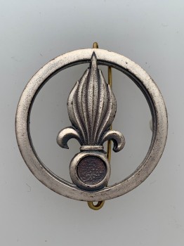 Foreign Legion Cavalry metal beret badge