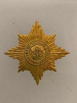 Irish Guards metal cap badge