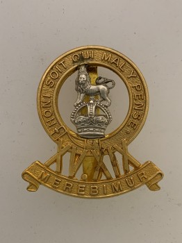 15/19th Hussars metal cap badge