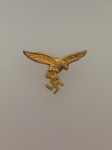 Luftwaffe eagle brooch  pin badge in gilt finish