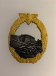1st  Pattern E Boat  badge - Schwerin type. ORIGINAL QUALITY.