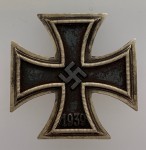 1939 Iron Cross 1st Class SCHINKEL TYPE. ORIGINAL QUALITY.