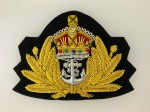 Royal Navy WWII wire Officers cap badge