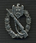Infantry Assault Badge in Silver. Antiqued. RE-ENACTOR REPRODUCTION