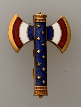 Vichy France enamelled lapel badge. Petain 'Francisca' insignia