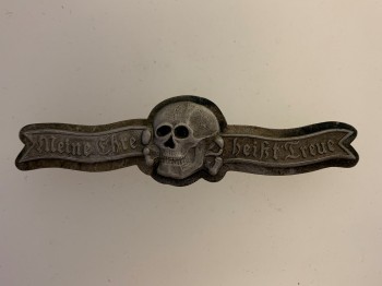 S.S. Evening dress insignia.