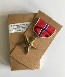 GENUINE AND ORIGINAL WWII BOXED Full size United States Bronze Star medal. Dated 1945!