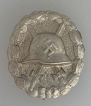 SPANISH CIVIL WAR WOUND BADGE- SILVER GRADE: SOLID TYPE. SUPERIOR QUALITY.