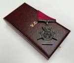 VICTORIA CROSS - SOLID BRONZE in presentation case.