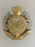 Royal Australian Engineers Metal Beret Cap Badge