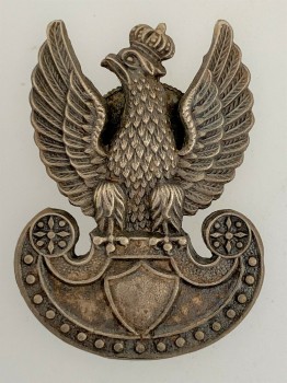 WWII Polish Army Metal Cap Badge 1939-45.