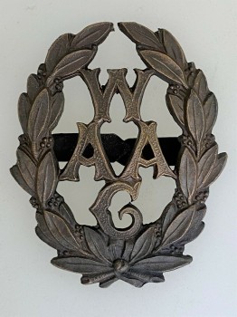 WWI Womans Army Auxiliary Corps (WAAC) bronze cap badge